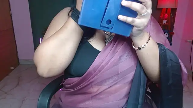 Snapshot of Naughty_Ayesha1 chatting on 20, 2, 2026 Naughty Ayesha1 online show from 20, 2, 2026