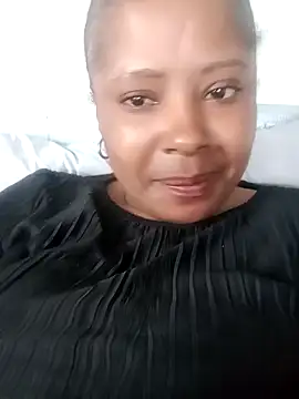 2Sweetysmile online show from 18, 4, 2026