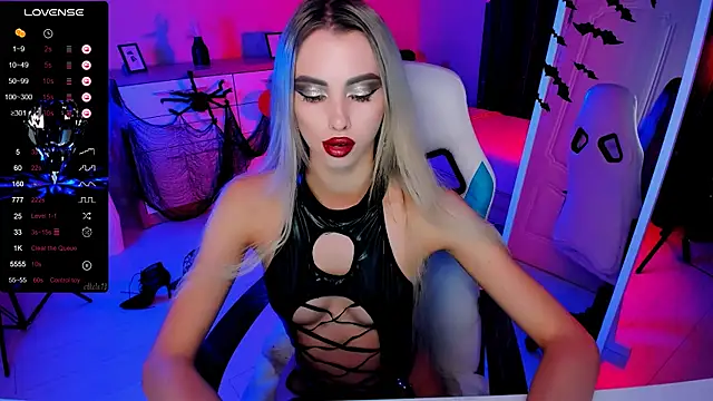 Emilia Klar online show from 30, 10, 2025