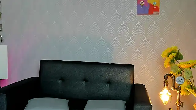 Snapshot of Alaia_Love77 chatting on 2, 6, 2026 Alaia Love77 online show from 2, 6, 2026
