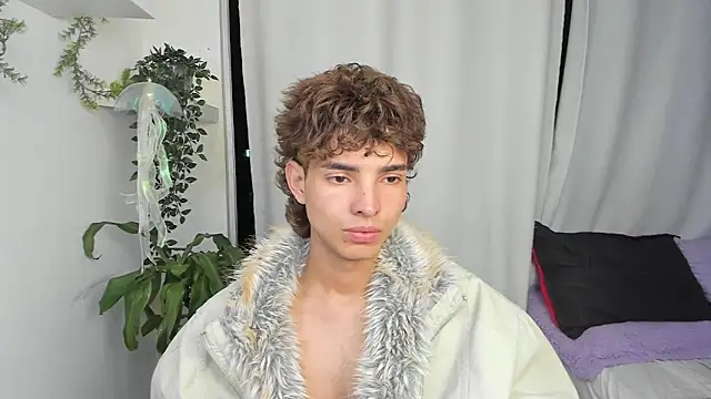 santy-kitty online show from 10, 1, 2026