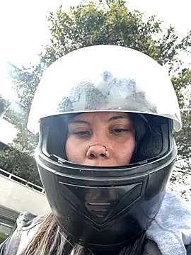 EemaHaruki online show from 15, 9, 2025