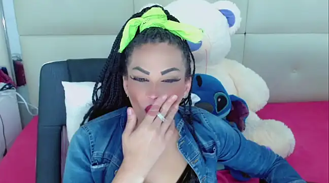 NathaliaCross online show from 1, 3, 2025