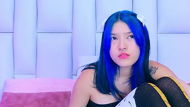 Snapshot of AlliciaKim chatting on 5, 3, 2025 AlliciaKim online show from 5, 3, 2025