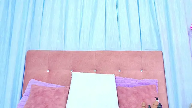 AlliciaKim online show from 2, 12, 2025