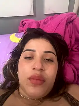 perlita05 online show from 5, 12, 2025