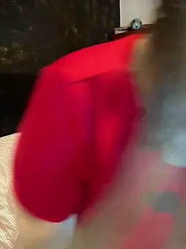 Snapshot of couple2000 chatting on 3, 10, 2025 couple2000 online show from 3, 10, 2025