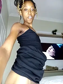 Snapshot of 02Boitybaby chatting on 4, 12, 2024 02Boitybaby online show from 4, 12, 2024