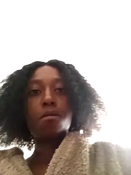 Snapshot of 02Boitybaby chatting on 14, 10, 2025 02Boitybaby online show from 14, 10, 2025