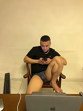 Snapshot of ShaoZian_1 chatting on 30, 11, 2025 ShaoZian 1 online show from 30, 11, 2025