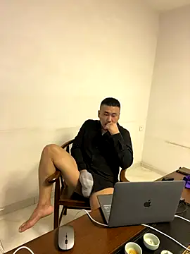 Snapshot of ShaoZian_1 chatting on 18, 10, 2025 ShaoZian 1 online show from 18, 10, 2025