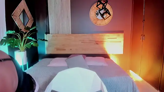 Annaa rosee online show from 15, 2, 2026