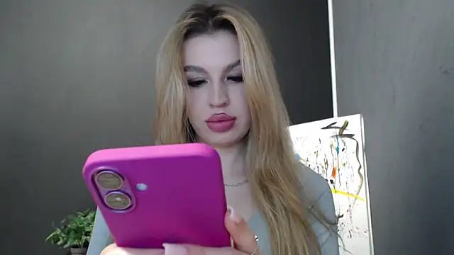 Snapshot of Your_Jessy chatting on 10, 10, 2025 Your Jessy online show from 10, 10, 2025