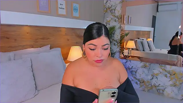 EmaBakker online show from 21, 11, 2025