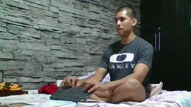 Sexylatin64 online show from 3, 2, 2026