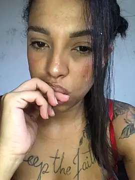 Lauana28 online show from 28, 1, 2025