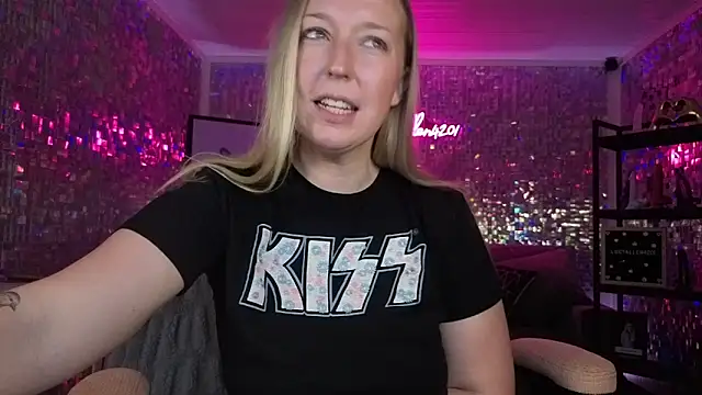 lucyallen4201 online show from 13, 1, 2026