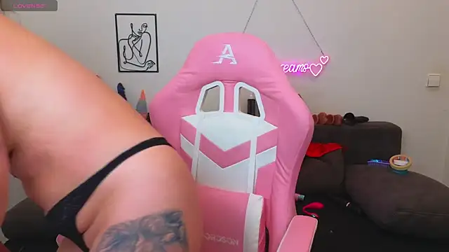 Milas Dreams online show from 21, 10, 2025