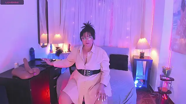 Venus R0se online show from 10, 5, 2026