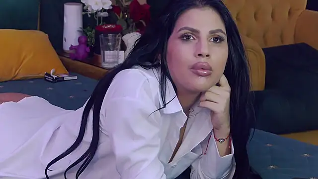 Snapshot of GiuliaHarvey chatting on 22, 3, 2025 GiuliaHarvey online show from 22, 3, 2025