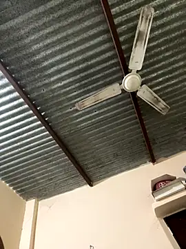 Snapshot of pura43 chatting on 4, 10, 2025 pura43 online show from 4, 10, 2025