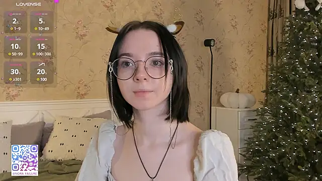 Nora Failure online show from 25, 12, 2024