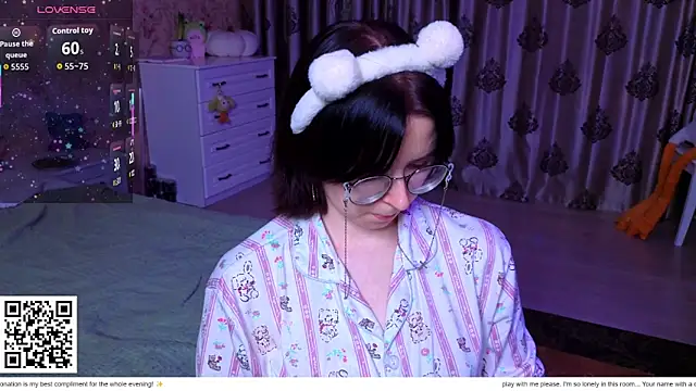 Nora Failure online show from 17, 2, 2026