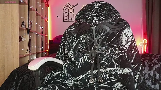 Snapshot of Devil_s_bride chatting on 28, 4, 2026 Devil s bride online show from 28, 4, 2026
