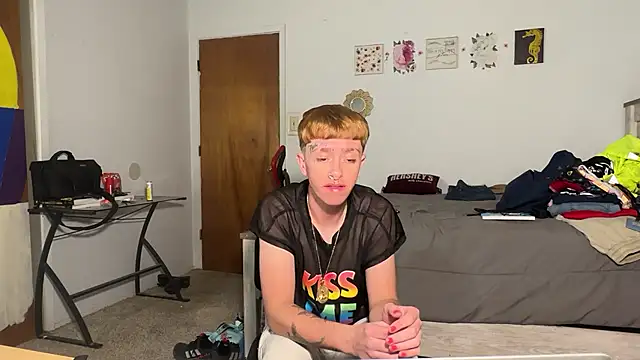 Snapshot of twentywithafelonyy chatting on 4, 11, 2025 twentywithafelonyy online show from 4, 11, 2025