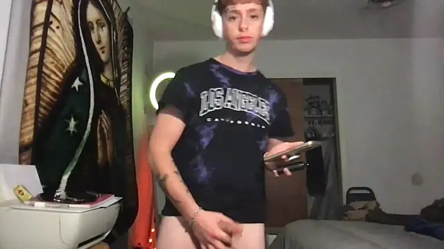 Snapshot of twentywithafelonyy chatting on 11, 12, 2024 twentywithafelonyy online show from 11, 12, 2024