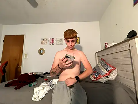 Snapshot of twentywithafelonyy chatting on 19, 10, 2025 twentywithafelonyy online show from 19, 10, 2025