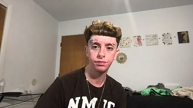 Snapshot of twentywithafelonyy chatting on 11, 9, 2025 twentywithafelonyy online show from 11, 9, 2025