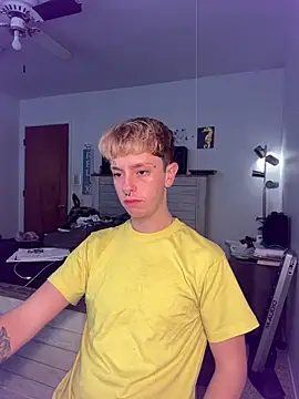 Snapshot of twentywithafelonyy chatting on 26, 2, 2025 twentywithafelonyy online show from 26, 2, 2025