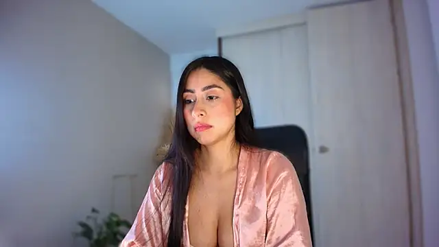 Snapshot of auroracaruso11 chatting on 10, 6, 2026 auroracaruso11 online show from 10, 6, 2026