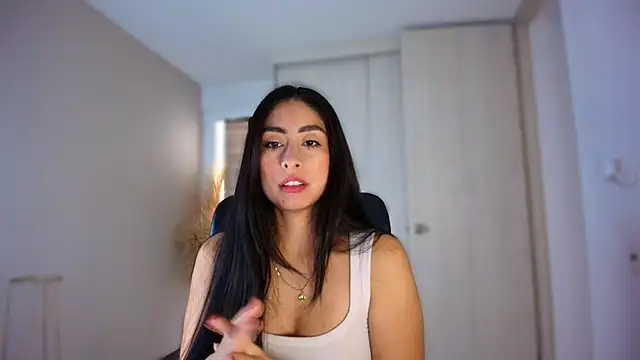 Snapshot of auroracaruso11 chatting on 21, 7, 2026 auroracaruso11 online show from 21, 7, 2026