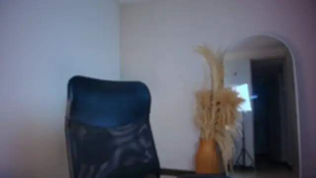 Snapshot of auroracaruso11 chatting on 27, 11, 2025 auroracaruso11 online show from 27, 11, 2025