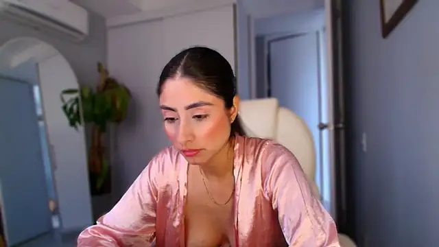 Snapshot of auroracaruso11 chatting on 9, 10, 2025 auroracaruso11 online show from 9, 10, 2025