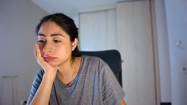 Snapshot of auroracaruso11 chatting on 30, 7, 2026 auroracaruso11 online show from 30, 7, 2026