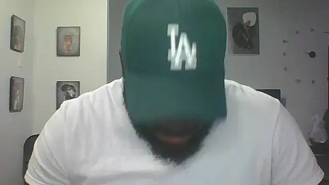 Snapshot of Stayinalive1992 chatting on 13, 9, 2025 Stayinalive1992 online show from 13, 9, 2025