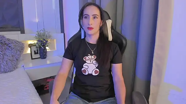 SaraGomez1 online show from 11, 2, 2026