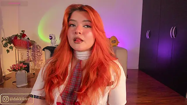 DAKOTA LOVEE online show from 26, 5, 2026