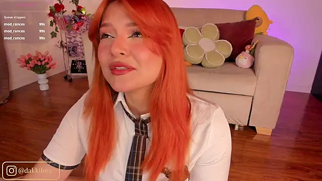 Snapshot of DAKOTA_LOVEE chatting on 13, 11, 2025 DAKOTA LOVEE online show from 13, 11, 2025