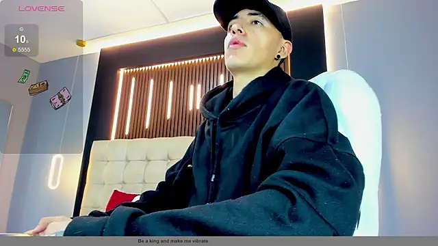 Lobo 17  online show from 4, 3, 2026