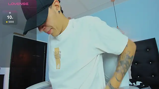 Lobo 17  online show from 6, 11, 2025