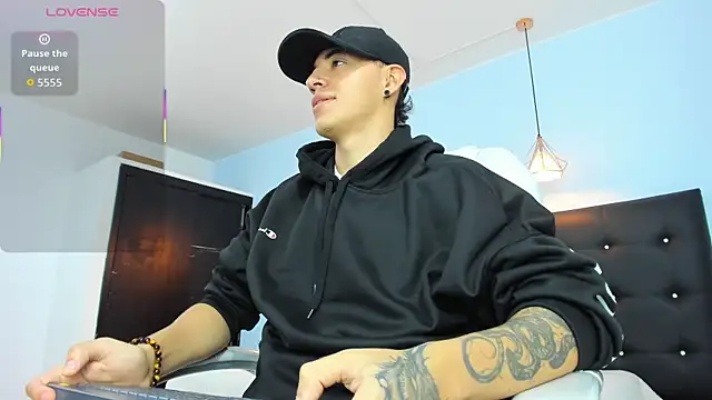 Lobo 17  online show from 23, 10, 2025