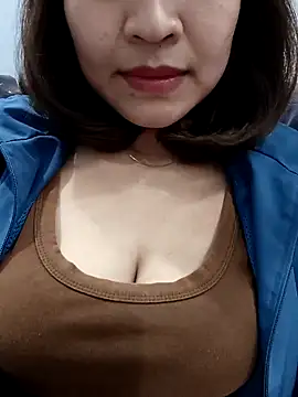 Snapshot of AssAsiancute chatting on 10, 12, 2024 AssAsiancute online show from 10, 12, 2024
