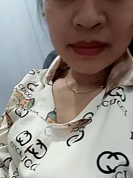 Snapshot of AssAsiancute chatting on 5, 1, 2025 AssAsiancute online show from 5, 1, 2025