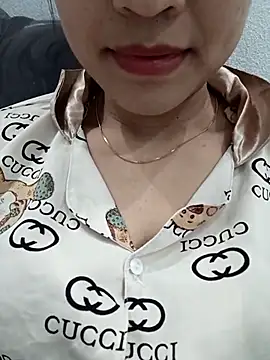 Snapshot of AssAsiancute chatting on 1, 3, 2025 AssAsiancute online show from 1, 3, 2025