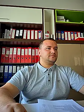 Snapshot of KarlosCarutox chatting on 18, 9, 2025 KarlosCarutox online show from 18, 9, 2025