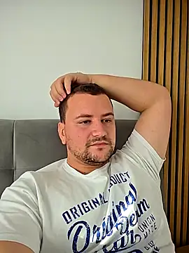 Snapshot of KarlosCarutox chatting on 15, 11, 2025 KarlosCarutox online show from 15, 11, 2025